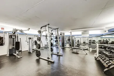 2800 North Lake Shore Drive Chicago IL 60657