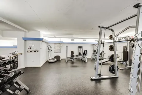 2800 North Lake Shore Drive Chicago IL 60657