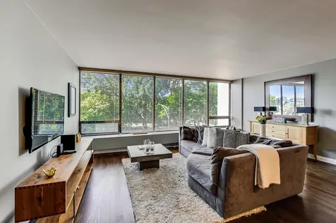 2800 North Lake Shore Drive Chicago IL 60657