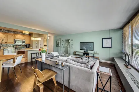 2800 North Lake Shore Drive Chicago IL 60657