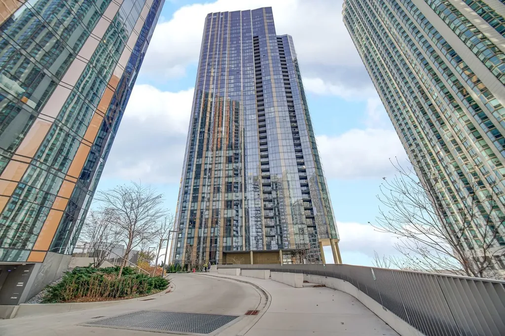 211 North Harbor Drive Chicago IL 60601