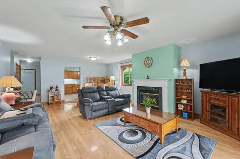 1806 Glenwood Oaks Court Urbana IL 61801