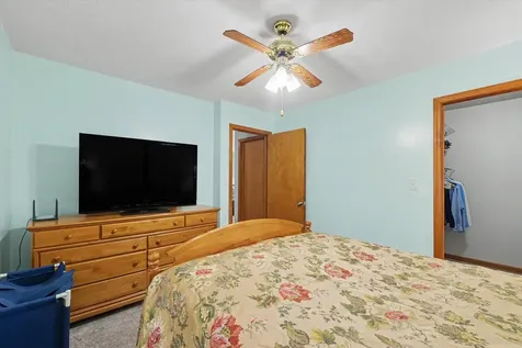 1806 Glenwood Oaks Court Urbana IL 61801