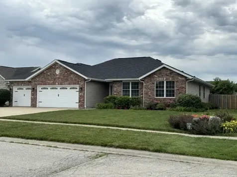 318 Piazza Lane Chatham IL 62629
