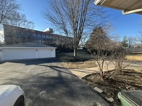 1S526 Nimitz Road Oakbrook Terrace IL 60181