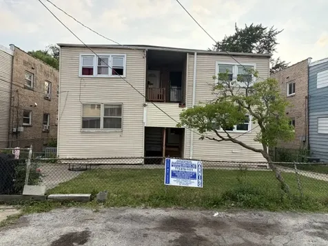 6531 North Hoyne Avenue Chicago IL 60645