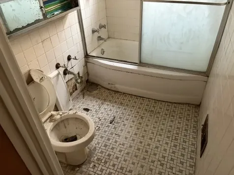 6531 North Hoyne Avenue Chicago IL 60645