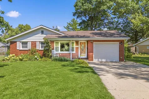 1193 Algonquin Drive Elgin IL 60120