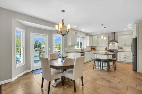 2106 Crossgate Court Champaign IL 61822
