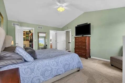 2106 Crossgate Court Champaign IL 61822