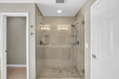 2106 Crossgate Court Champaign IL 61822