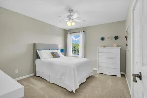2106 Crossgate Court Champaign IL 61822