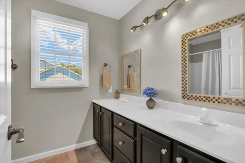 2106 Crossgate Court Champaign IL 61822