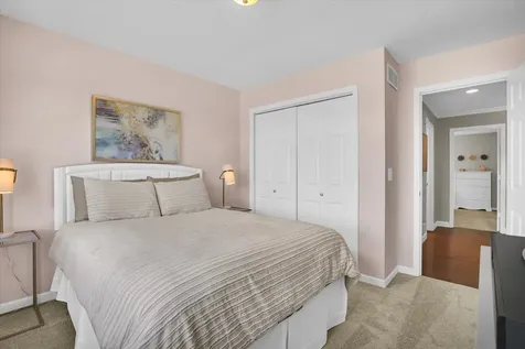 2106 Crossgate Court Champaign IL 61822