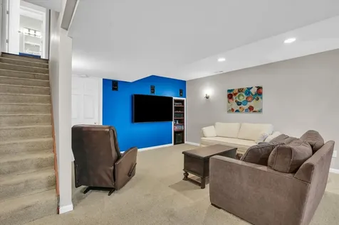 2106 Crossgate Court Champaign IL 61822