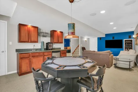 2106 Crossgate Court Champaign IL 61822