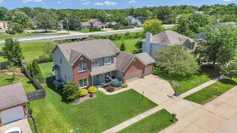 2106 Crossgate Court Champaign IL 61822