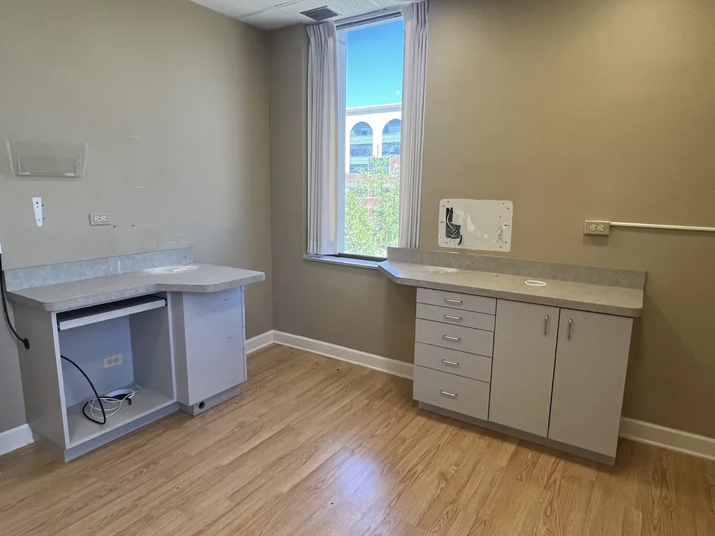 200 East Willow Avenue Wheaton IL 60187