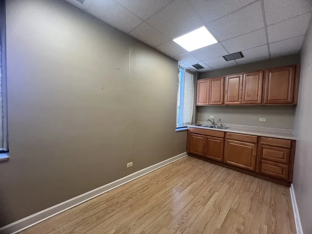 200 East Willow Avenue Wheaton IL 60187