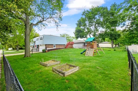 16242 Olcott Avenue Tinley Park IL 60477