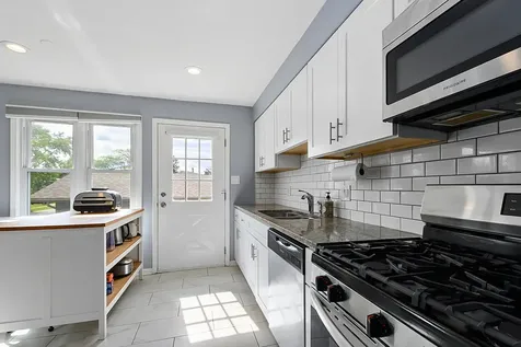 16242 Olcott Avenue Tinley Park IL 60477