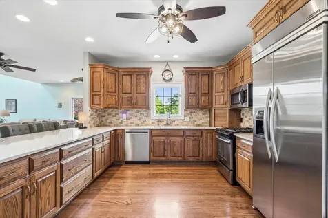 10741 Chaucer Drive Willow Springs IL 60480