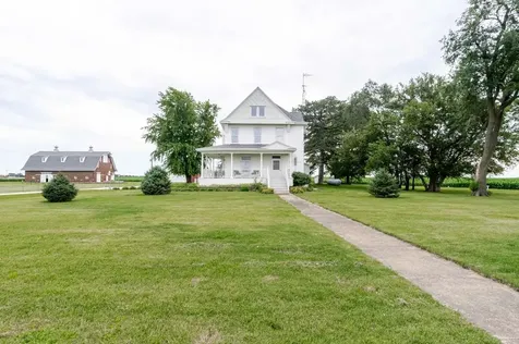 27231 East 3000 North Road Chenoa IL 61726