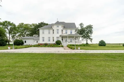 27231 East 3000 North Road Chenoa IL 61726