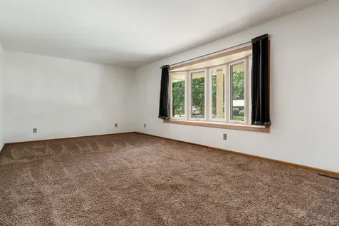 11687 Tranary Court Roscoe IL 61073