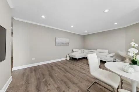 5506 Lincoln Avenue Morton Grove IL 60053