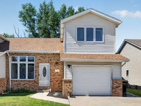 574 West Oak Street Coal City IL 60416