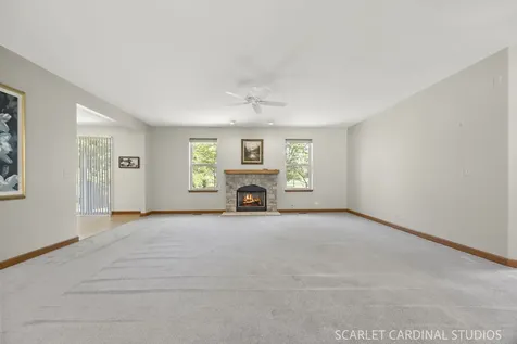 768 Bohannon Circle Oswego IL 60543