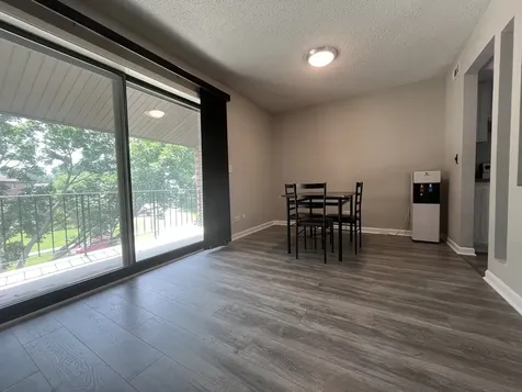 468 Valley Drive Naperville IL 60563