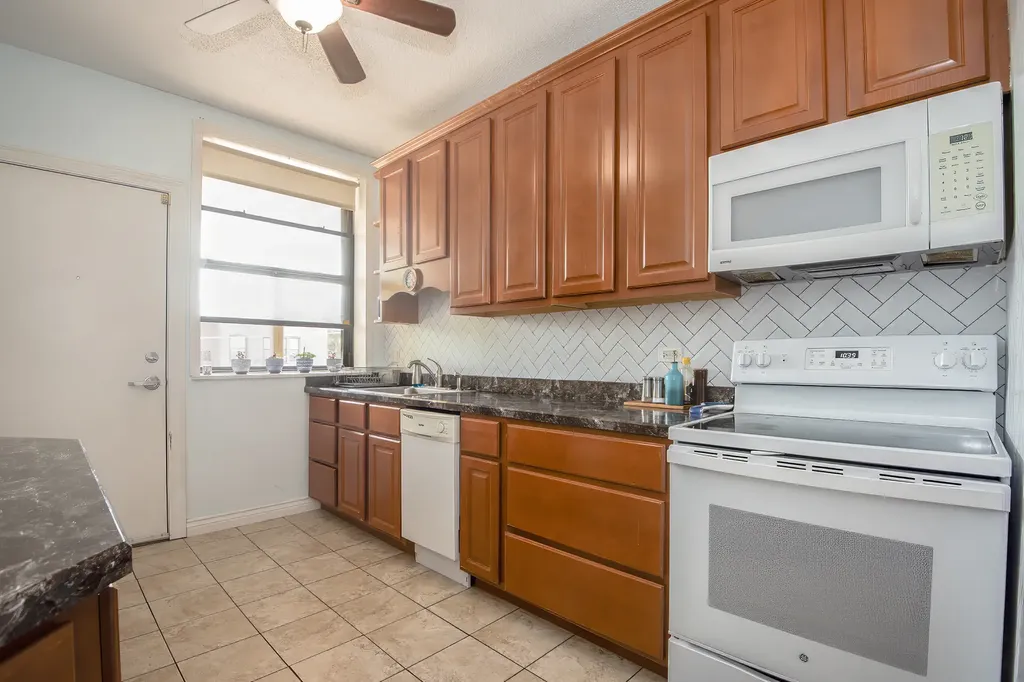 5333 South Ellis Avenue Chicago IL 60615