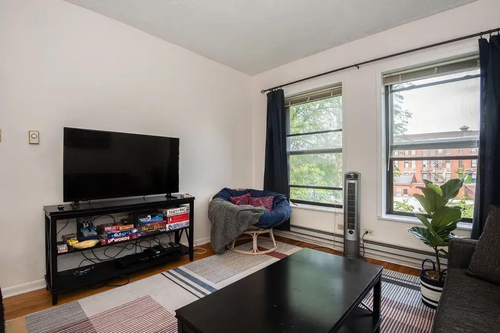 5333 South Ellis Avenue Chicago IL 60615