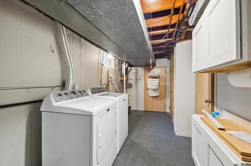 6755 North Washtenaw Avenue Chicago IL 60645