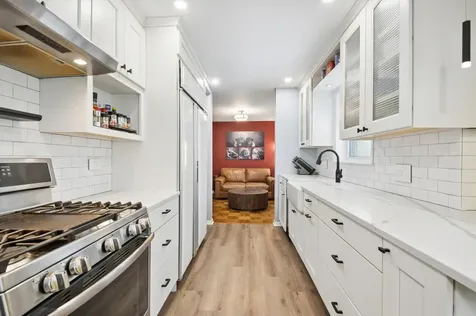 6755 North Washtenaw Avenue Chicago IL 60645