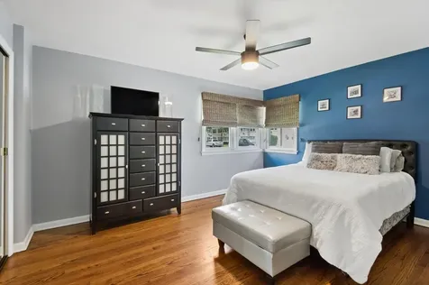 6755 North Washtenaw Avenue Chicago IL 60645