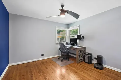 6755 North Washtenaw Avenue Chicago IL 60645