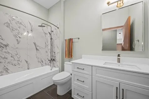 839 Madison Street Oak Park IL 60302