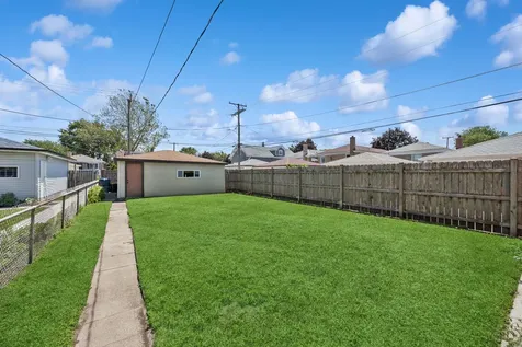 3835 Maple Avenue Berwyn IL 60402