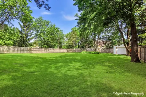 2412 Elk Drive Spring Grove IL 60081
