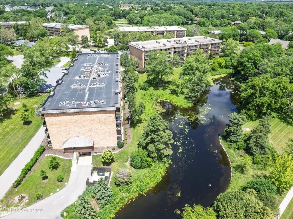 500 Redondo Road Downers Grove IL 60516