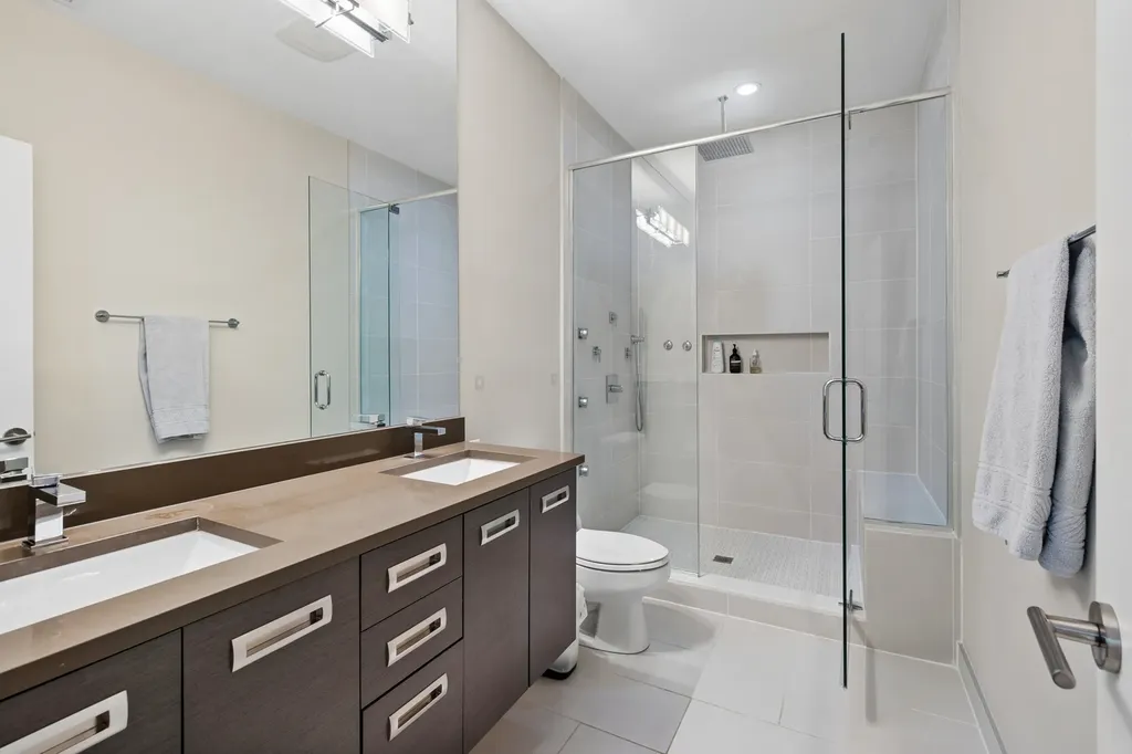 2136 West North Avenue Chicago IL 60647
