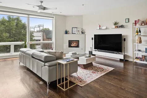2136 West North Avenue Chicago IL 60647
