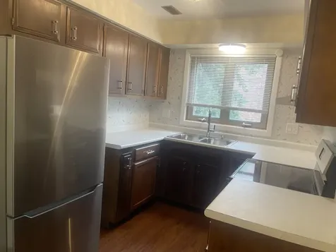 623 North Carroll Parkway Glenwood IL 60425
