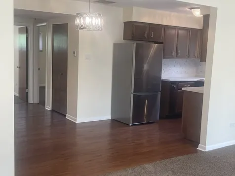 623 North Carroll Parkway Glenwood IL 60425