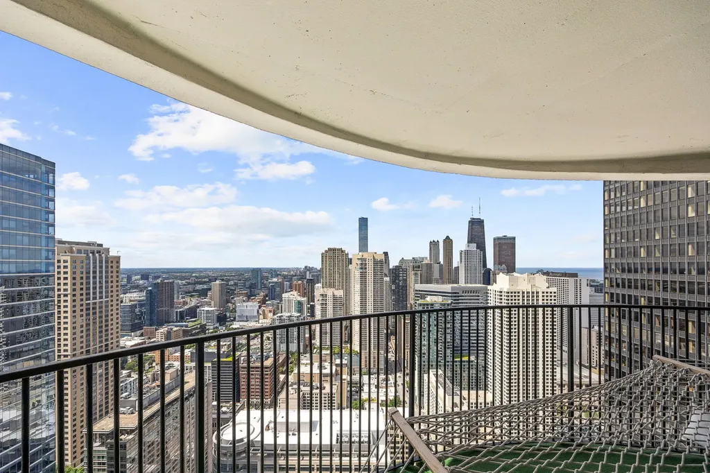 300 North State Street Chicago IL 60654