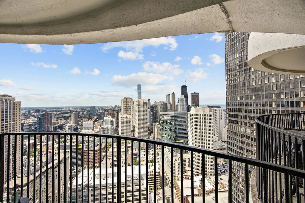 300 North State Street Chicago IL 60654