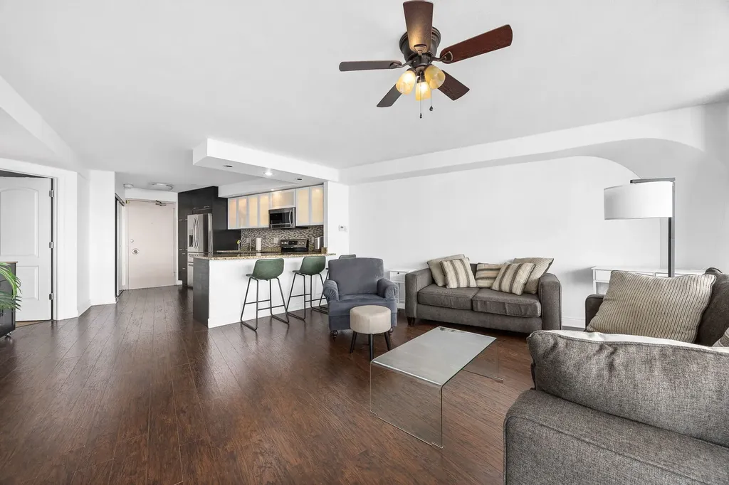 300 North State Street Chicago IL 60654